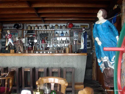 Bar Bar