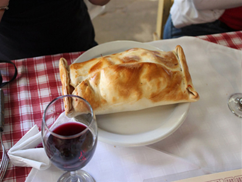 Tour Pomaire - Gastronomía de Comida típica Chilena